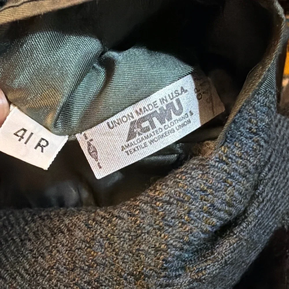 Hart Schaffner & Marx Blazer Vintage Men 41R Gray Wool Herringbone USA Heritage